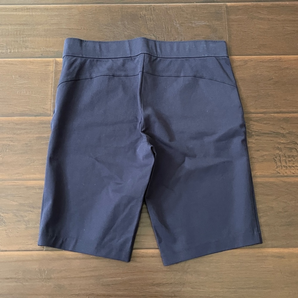 NWOT! L-RL Lauren Active Women's Pull-on Blue Bermuda Stretch Shorts Size 12. - Picture 2 of 7